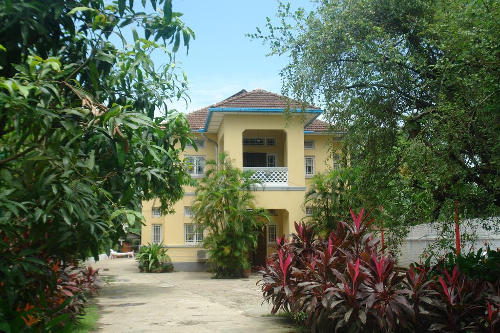 Golden Guest Inn Yangon Ngoại thất bức ảnh
